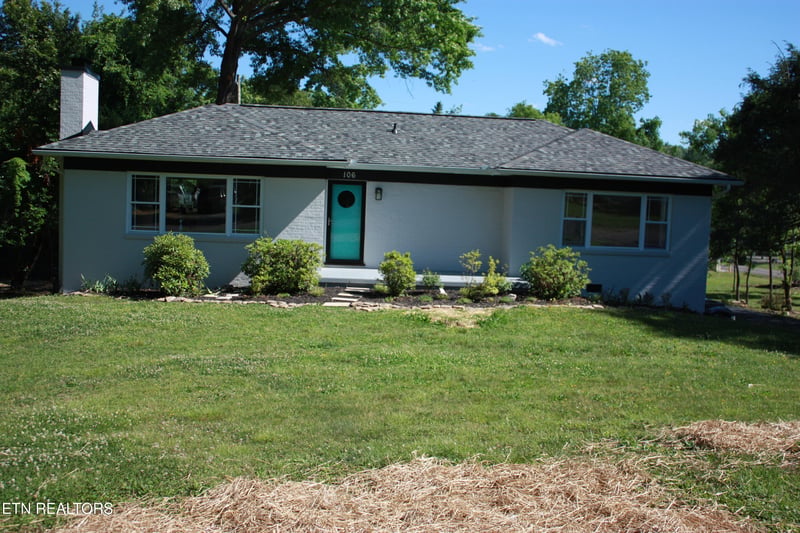 106 Colonial Dr, Knoxville, TN 37920