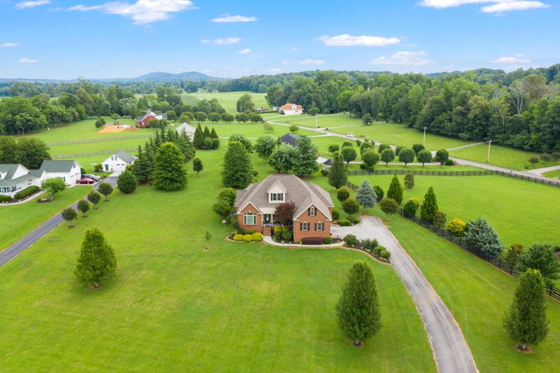 106 County Road 372, Niota, TN 37826