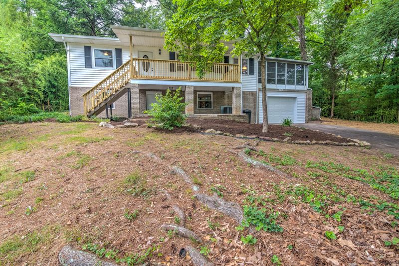 106 Delmar Cir, Oak Ridge, TN 37830