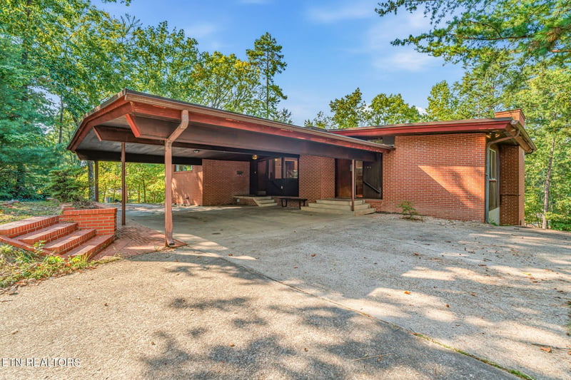 106 Elliott Cir, Oak Ridge, TN 37830