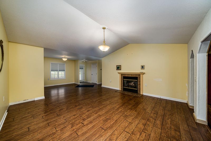106 Evergreen Pl, Sparta, TN 38583