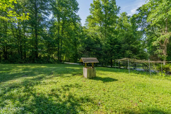 106 Guy Hamby Rd, Lancing, TN 37770