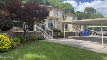 106 Hazleton Ln, Oak Ridge, TN 37830