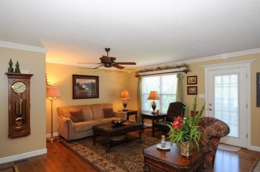 106 Heritage Crossing Dr, Maryville, TN 37804