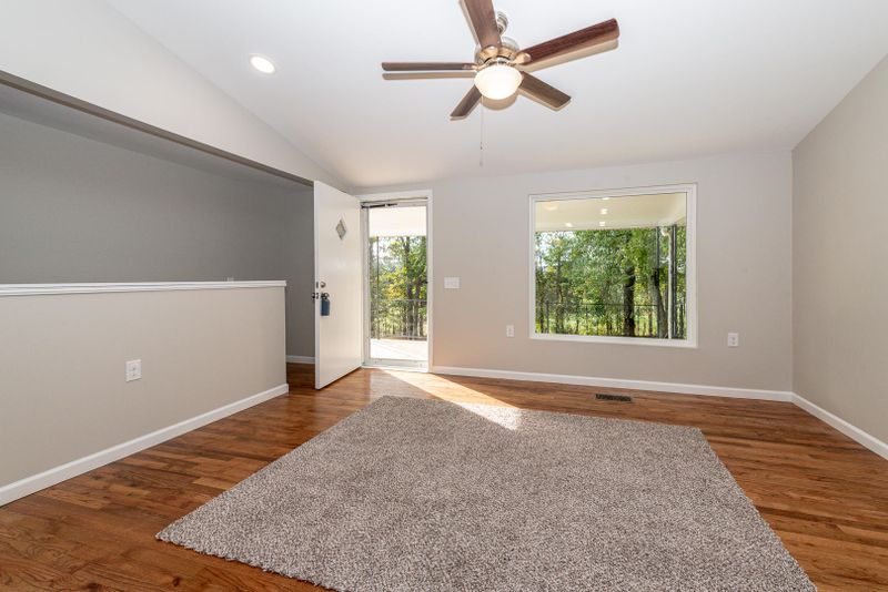 106 Holloway Rd, Vonore, TN 37885