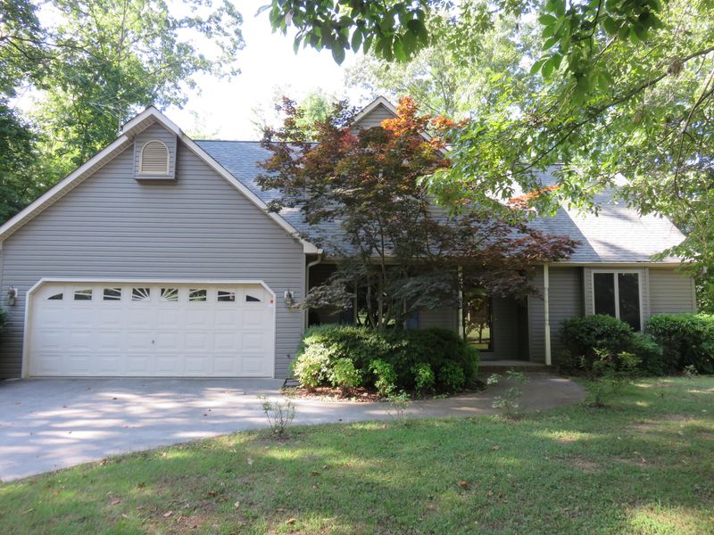 106 Hunters Branch, Athens, TN 37303