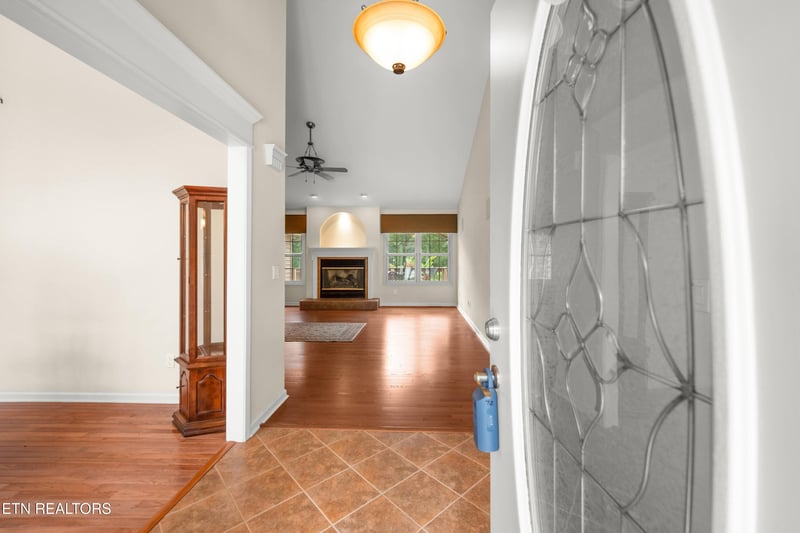 106 Mariners Dr, Crossville, TN 38558