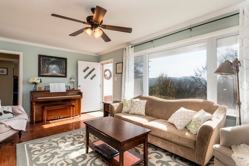 106 Middlebury Rd, Oak Ridge, TN 37830