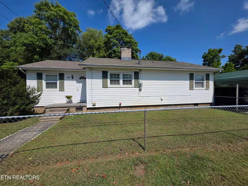 106 Nesper Rd, Oak Ridge, TN 37830