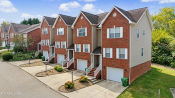 106 Olivia Ln, Maryville, TN 37804