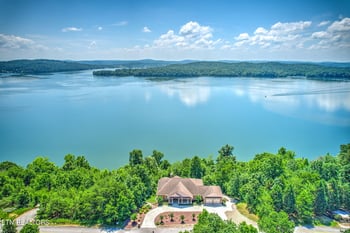 106 Overlook Dr, Rockwood, TN 37854