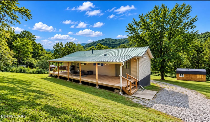 106 Patrick Hill, Oliver Springs, TN 37840