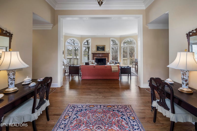 106 River Pl, Louisville, TN 37777