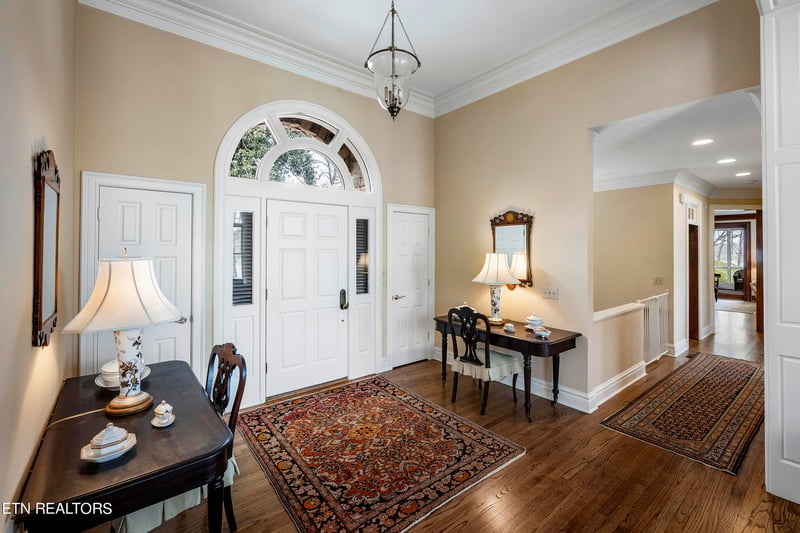 106 River Pl, Louisville, TN 37777
