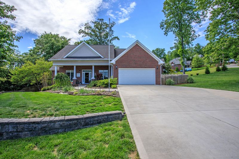 106 Rutherford Ct, Clinton, TN 37716