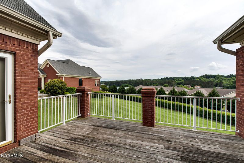 106 Sunali Ln, Loudon, TN 37774