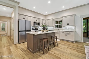 106 Tavistock Ln, Fairfield Glade, TN 38558