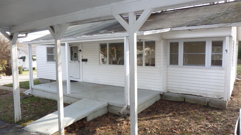 106 Temple Rd, Oak Ridge, TN 37830