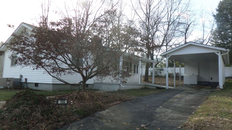 106 Temple Rd, Oak Ridge, TN 37830