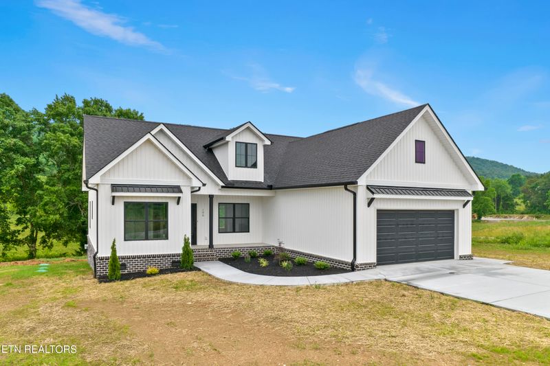 106 Waterfront Knoll, Sharps Chapel, TN 37866