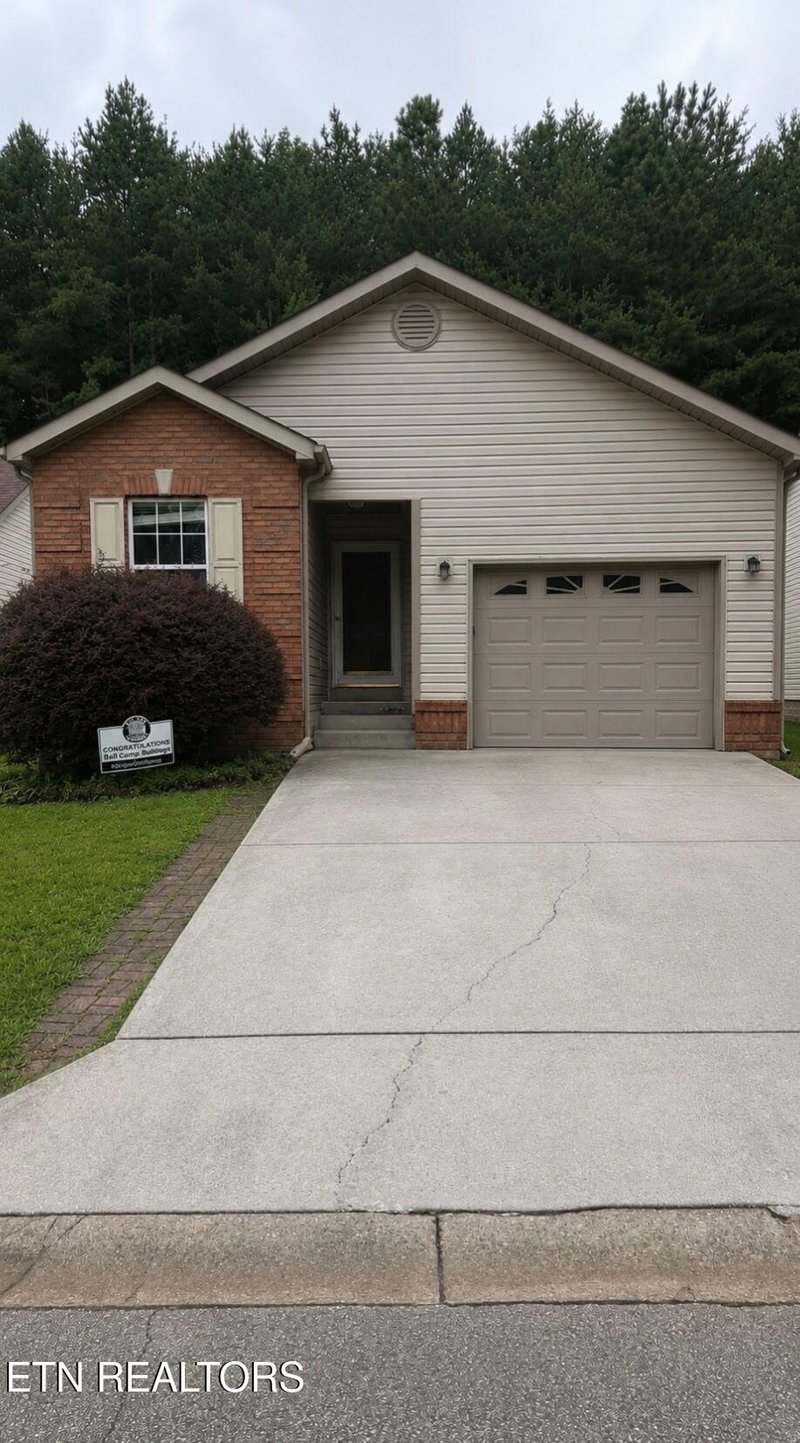 10640 Bitterroot Way, Knoxville, TN 37932