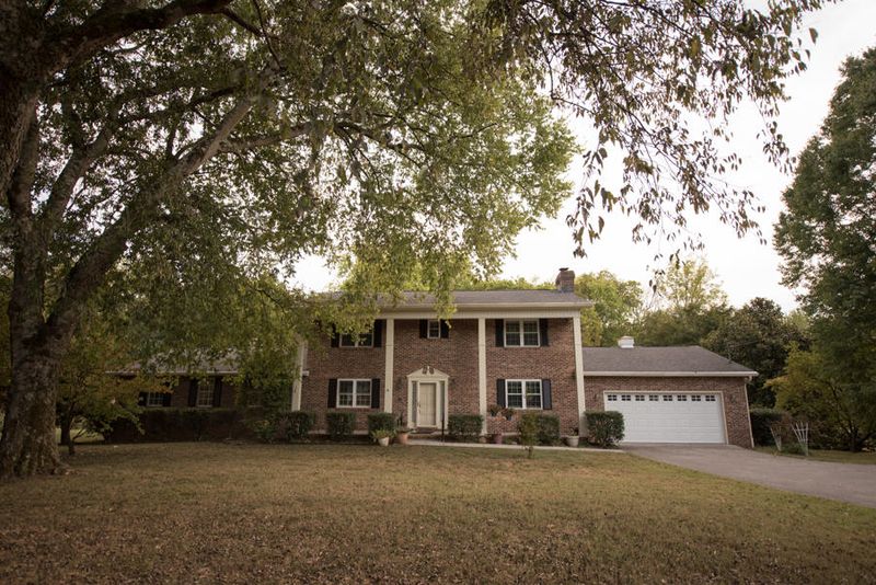 1065 Vera Dr, Alcoa, TN 37701