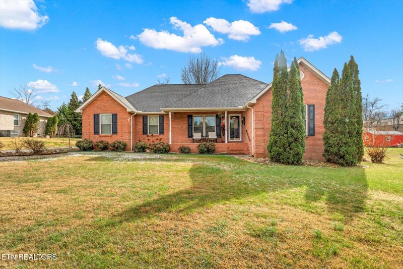 1067 Brighton Dr, Alcoa, TN 37701