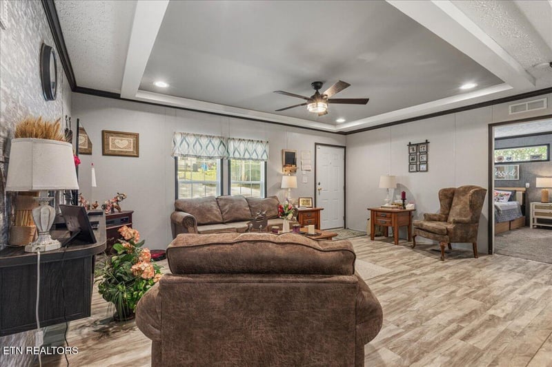 107 Alabama Ave, Etowah, TN 37331