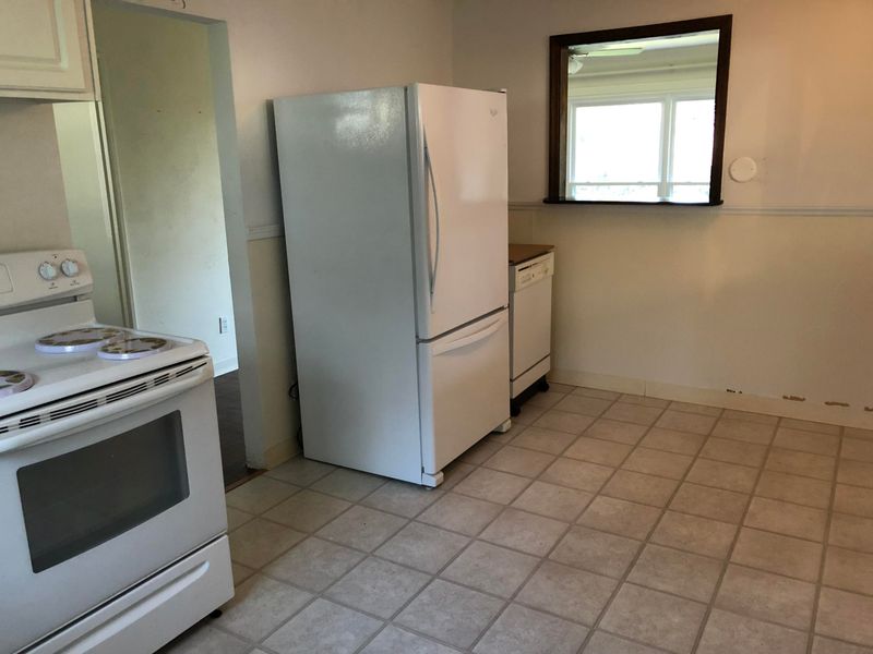 107 Albany Rd, Oak Ridge, TN 37830