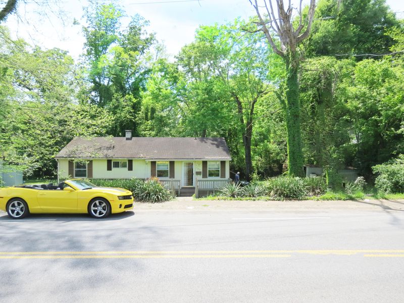 107 Audubon Rd, Oak Ridge, TN 37830
