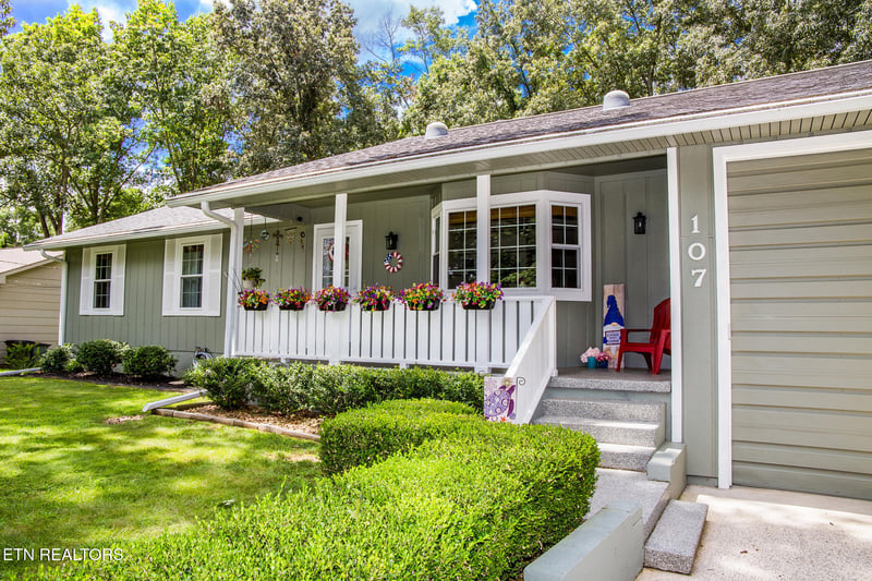 107 Canterbury Dr, Crossville, TN 38558