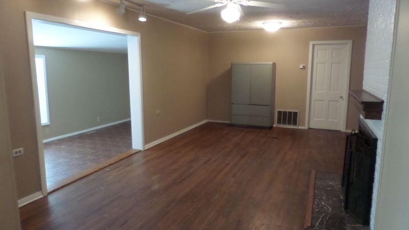 107 Chatham Ln, Oak Ridge, TN 37830