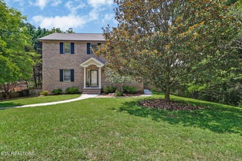 107 Chestnut Hill Rd, Oak Ridge, TN 37830