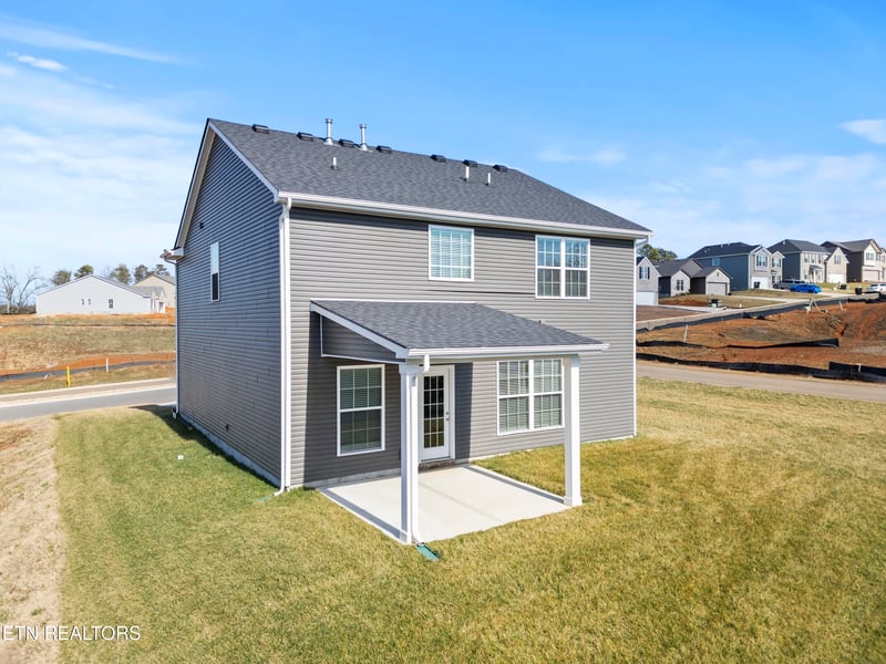 107 Clover Meadow Ln, Maryville, TN 37801