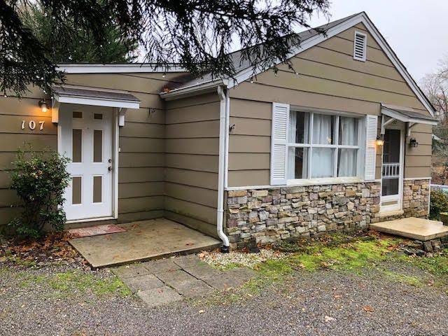 107 Crescent Rd, Norris, TN 37828