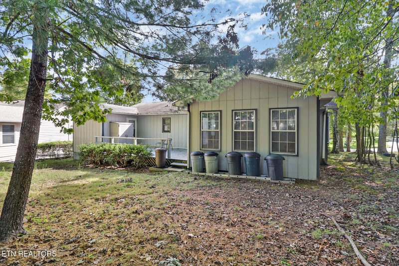 107 Delbridge Ln, Crossville, TN 38558