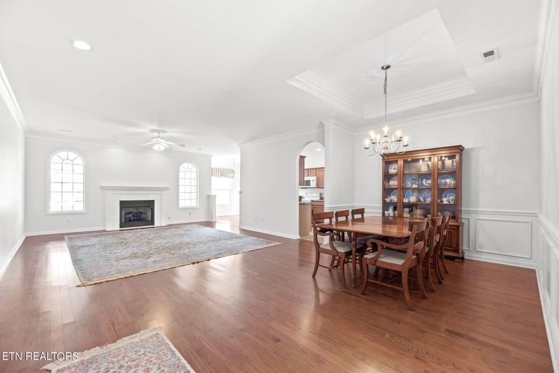 107 Devanshire Ct, Oak Ridge, TN 37830