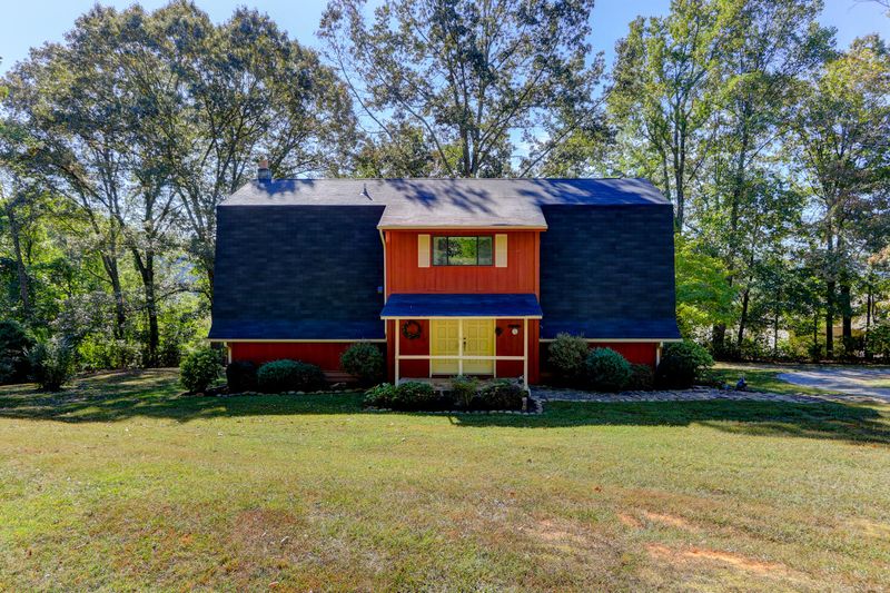 107 Dover Wear Dr, Loudon, TN 37774