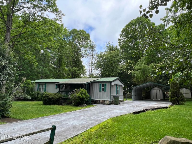 107 Hampshire Ln, Crossville, TN 38558