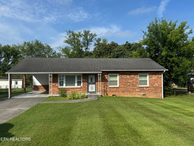107 Harvey St, Maryville, TN 37804