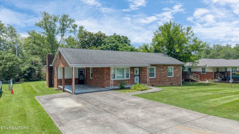 107 Harvey St, Maryville, TN 37804