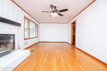 107 Hillcrest Ln, Kingston, TN 37763