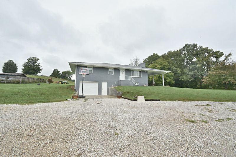 107 Lay Hollow Rd, Sharps Chapel, TN 37866