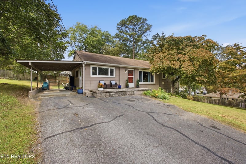 107 Manchester Rd, Kingston, TN 37763