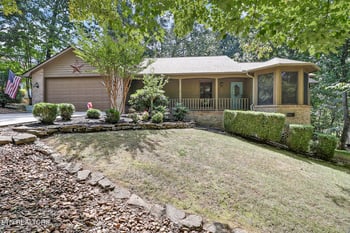 107 Markham Ln, Crossville, TN 38558