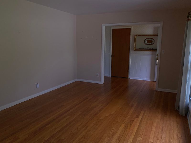 107 Morgan Rd, Oak Ridge, TN 37830