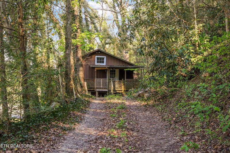 107 Mount Luke Rd, Townsend, TN 37882