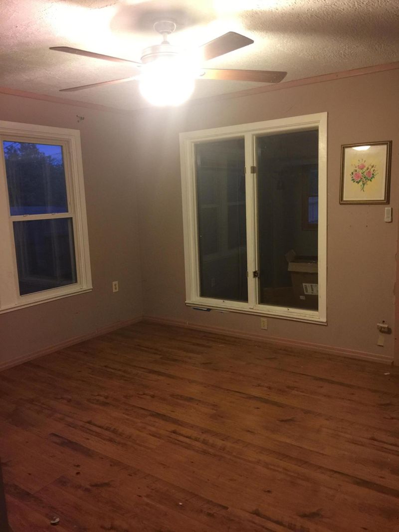 107 Mountain View Dr, Sevierville, TN 37862