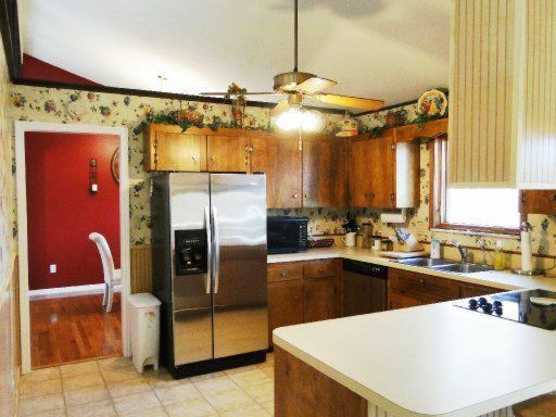107 Newell Ln, Oak Ridge, TN 37830