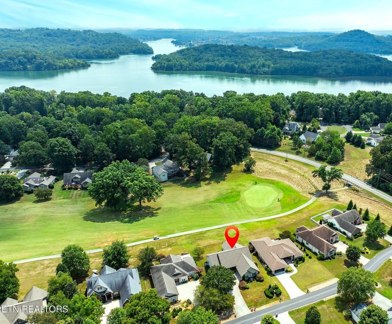 107 Oohleeno Way, Loudon, TN 37774